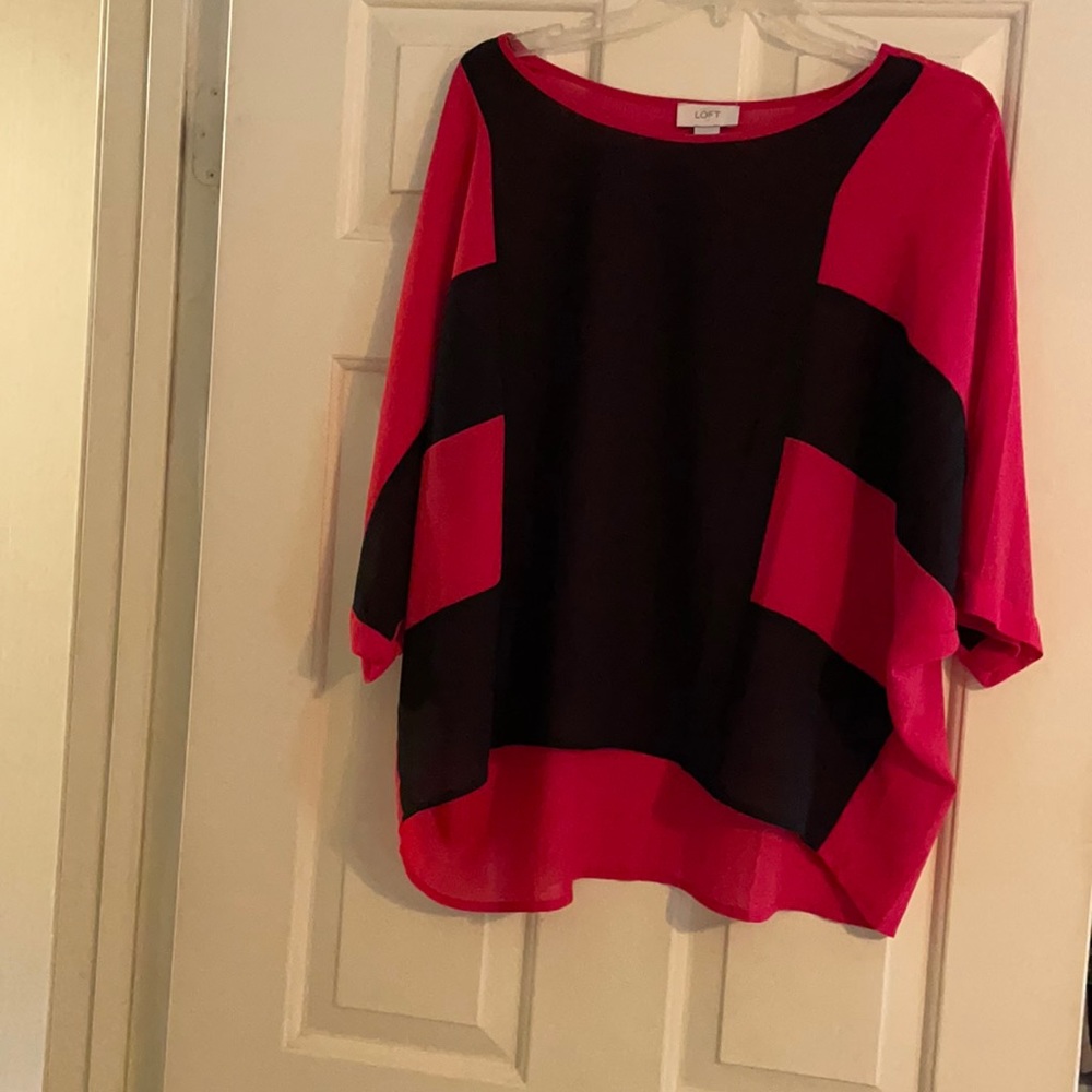 EUC red and black s/s top.